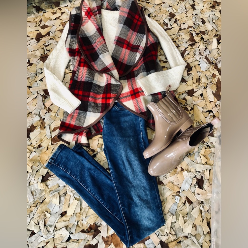 Plaid Cotton Blend Vest with Pockets, S in Red/Brown